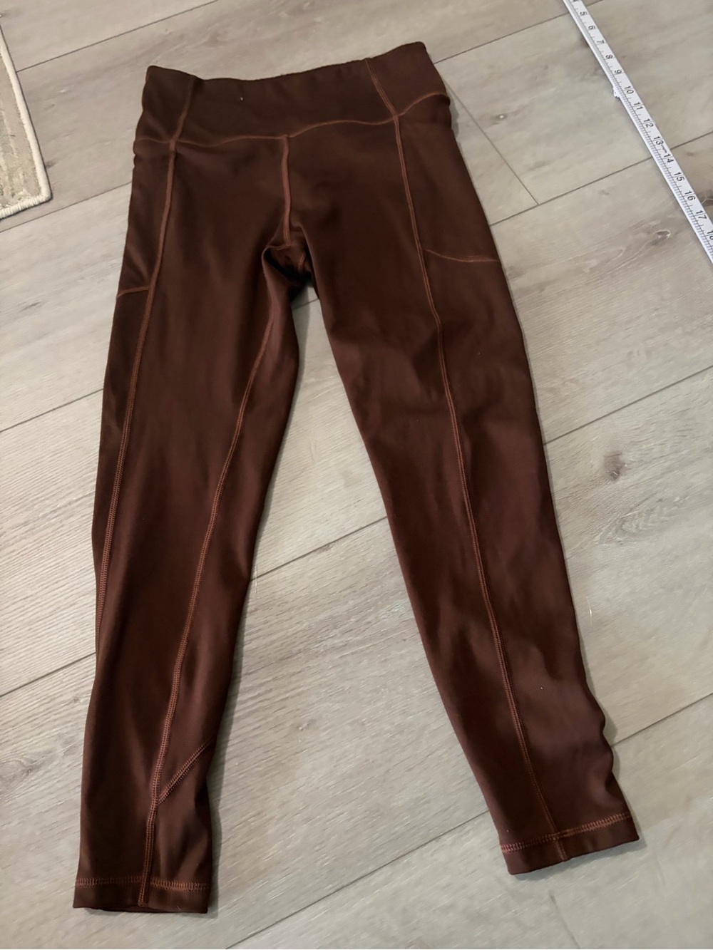 Victoria’s Secret Women’s High-Waist Brown Active Leggings with Pockets